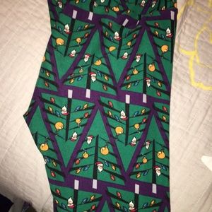 Christmas Themed Lularoe Leggings